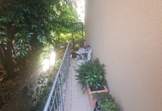 BOLOGNA - Zona S.Mamolo - Trilocale con balconi e cantina