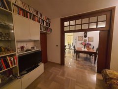 San Giovanni - zona Piscine- Ampio appartamento con terrazzo, cantina e garage - 5