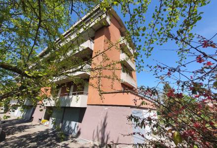 San Giovanni - zona Piscine- Ampio appartamento con terrazzo, cantina e garage