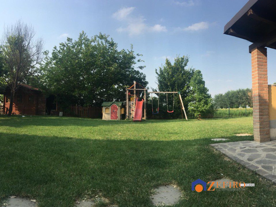 Vendita Villa San Giovanni In Persiceto Villetta Con Ampio